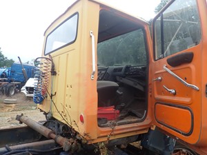 Used 1989 Ford LN8000 Cab (Stock #TA058-12)) Part Image