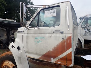 Used 1995 Ford F700 Cab (Stock #TA052-14)) Part Image