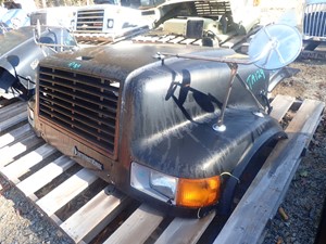 Used 1998 International 4700 Hood (Stock #TA124-12)) Part Image