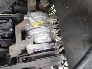 Freightliner MT45 Chassis A/C Compressor Heavy Truck Parts | TPI