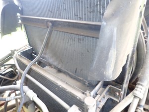 Used 1999 Isuzu NPR-HD A/C Condenser (Stock #TA085-10)) Part Image