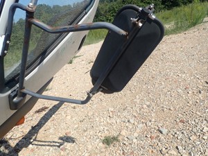 Used 1999 Mitsubishi FE649 Mirror (Stock #TA175-24)) Part Image