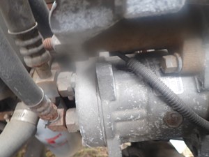 Used 2000 Freightliner FL60 A/C Compressor (Stock #TA114-4)) Part Image