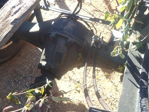Used 2000 Mitsubishi RO33TT1138 Axle, Complete Rear (Stock #TA189-23)) Part Image