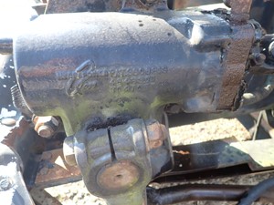 Used 2000 TRW/Ross TAS652286 Steering Gear (Stock #TA057-9)) Part Image