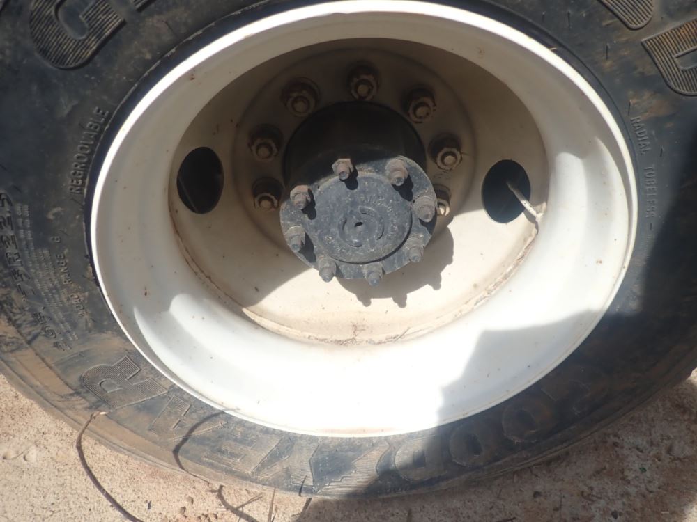 2000 Stud Pilot / Budd 22.5 x 8.25 (Stock TC00610) TPI