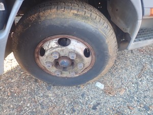 Used 2000 Stud Pilot / Budd Wheel (Stock #TA189-9)) Part Image