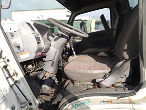 Used 2000 UD/Nissan UD1400 Steering Column (Stock #TA022-19)) Part Image