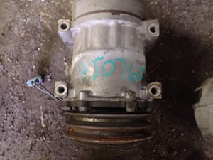 Used 2000 Volvo VNL A/C Compressor (Stock #TA107-5)) Part Image
