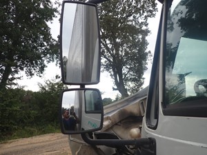 Used 2003 International 4200 Mirror (Stock #TA109-24)) Part Image