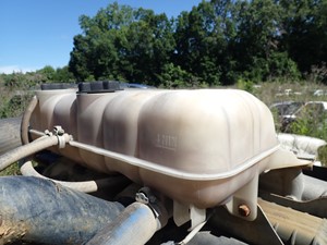 Used 2003 Volvo VNL Coolant Reservoir (Stock #TA026-22)) Part Image