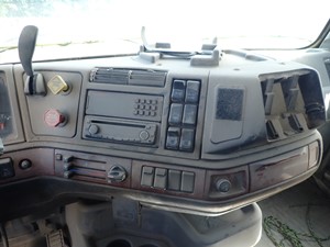 Used 2003 Volvo VNL Dash Ass'y (Stock #TA026-18)) Part Image