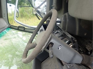Used 2004 Chevrolet W3500 Instrument Cluster (Stock #TA167-3)) Part Image