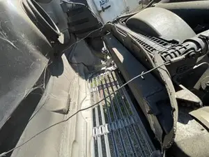 Used 2004 Freightliner M2 106 Radiator (Stock #TC021-18)) Part Image