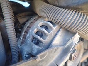 Used 2004 GM/Chev (HD) 366(6.0 EFI) Alternator (Stock #TB028-5)) Part Image