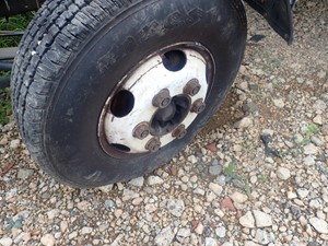 Used 2004 Hub Pilot / Unimount 16'' Wheel (Stock #TA167-8)) Part Image