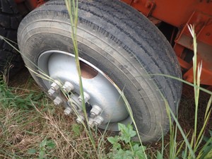 Used 2005 22.5" 22.5 X 8.25 Wheel (Stock #TA110-16)) Part Image