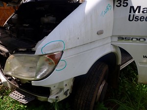 Used 2005 Dodge SPRINTER 3500 Fender (Stock #TA083-23)) Part Image