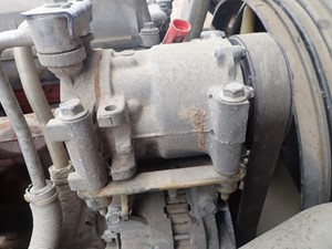 Used 2005 GMC T6500 A/C Compressor (Stock #TA018-6)) Part Image