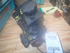 Used 2005 Mercedes MB OM647LA Steering Pump (Stock #TA083-4)) Part Image