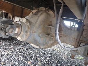 Used 2005 Spicer/Dana 19060S Axle, Complete Rear (Stock #TA018-3)) Part Image