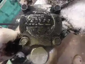 Used 2006 Detroit SERIES 60 Steering Pump (Stock #TB004-5)) Part Image