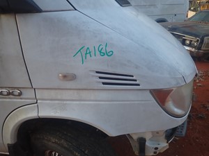 Used 2006 Dodge SPRINTER 2500 Fender (Stock #TA186-17)) Part Image