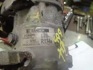 Used 2006 Freightliner COLUMBIA 120 A/C Compressor (Stock #TB004-4)) Part Image