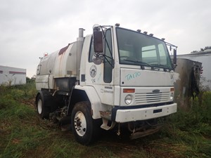 Used 2006 Freightliner FC80 Cargo Cab (Stock #TA170-15)) Part Image