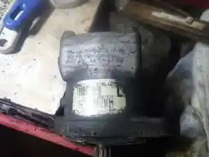 Used 2007 Caterpillar C7 Steering Pump (Stock #ta195-3)) Part Image