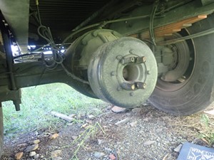 Used 2007 Spicer/Dana 17060-S Axle, Complete Rear (Stock #TB013-29)) Part Image