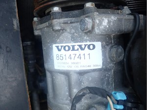 Used 2008 Volvo VNL A/C Compressor (Stock #TB016-4)) Part Image
