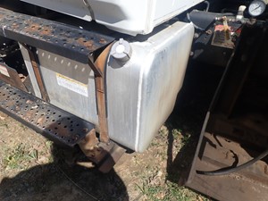 Used 2014 Hino 338 Fuel Tank Step (Stock #TB003-18)) Part Image