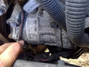 Used 2015 Peterbilt 579 A/C Compressor Image