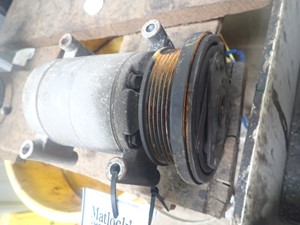 Used 2016 Freightliner M2 106 A/C Compressor Image