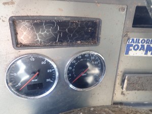 Used 2016 Kenworth T270 Instrument Cluster (Stock #TB020-9)) Part Image