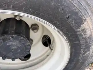 Used 2019 Stud Pilot / Budd 17.5 Wheel (Stock #TC015-24)) Part Image