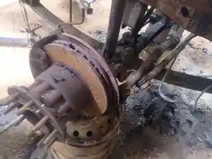 Used 1997 Ford F-450 Front Axle, Complete (Stock #TE008-2)) Part Image