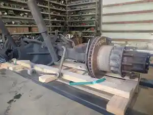 Used 1997 Spicer/Dana 80 Axle, Complete Rear (Stock #TE008-5)) Part Image