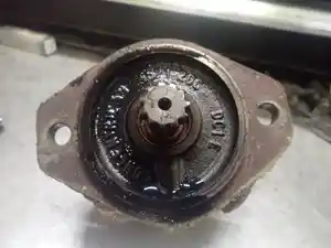 Used 2005 Caterpillar C13 Steering Pump (Stock #TA110-23)) Part Image