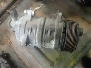 Used 2015 Isuzu NPR A/C Compressor (Stock #TD009-14)) Part Image