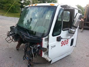 Used 2004 IHC Cab Image