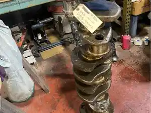 Used Caterpillar 1693 Crankshaft (Stock #7m9200)) Part Image
