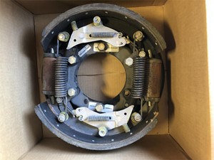New Universal GM/Chev (HD) 7000 Brake & Brake Part (Stock #R442RK)) Part Image