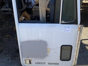Used KENWORTH T800 Door (Stock #BDY-0152)) Part Image