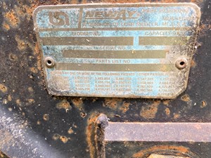 Used Neway Tag Axle (Stock #eqp-0024)) Part Image