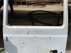 Used Universal Ford L9000 Door (Stock #9111539361)) Part Image