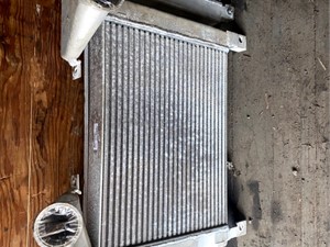 New Universal Mack MR688S Charge Air Cooler (Stock #3MD550M`98)) Part Image