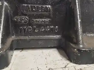 Used Universal Mack Universal Bracket (Stock #11QL4470`99)) Part Image