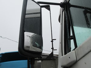 Used 2007 Freightliner Columbia 120 Mirror (Stock #MI-28)) Part Image